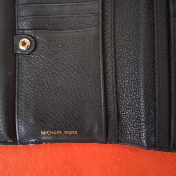 Michael Kors Wallet Large Lillie Gusset Carryall Black Soft Pebbled Leather - Picture 5 of 15